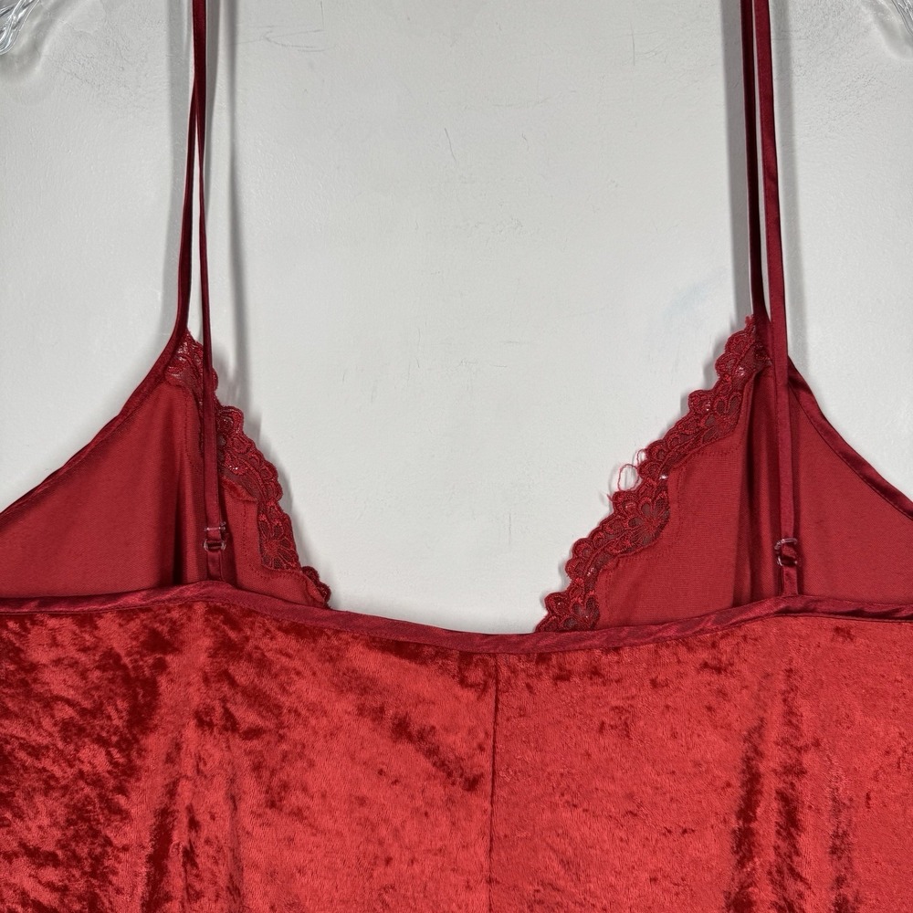 Cacique Babydoll Camisole Tank Red Velvet Velour Lacey Lingerie Goth Size 22/24 - Picture 6 of 7